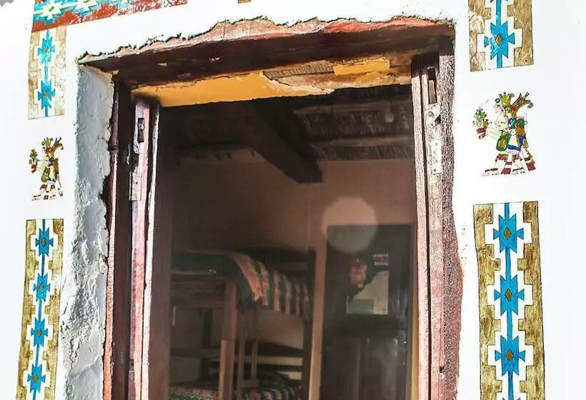 هتل Casa Del Telegrafista