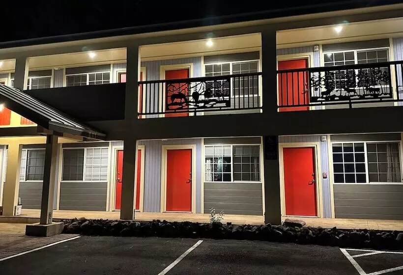 Hotelli Crater Lake Gateway   Hwy 140