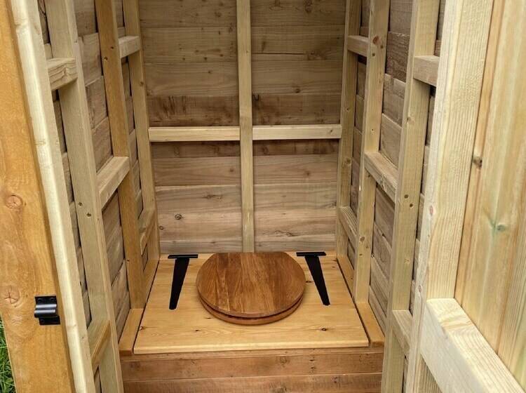 ホテル Frowen Fields