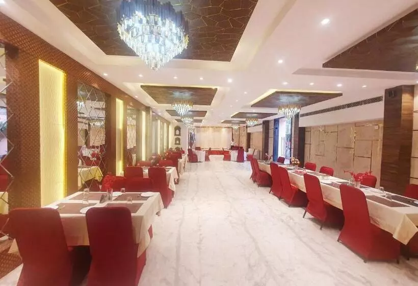 Hotelli Shrinath Palace