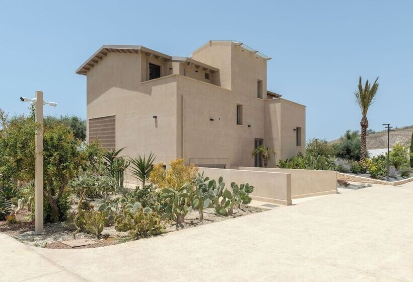 בית מלון כפרי Terreforti Luxury Village