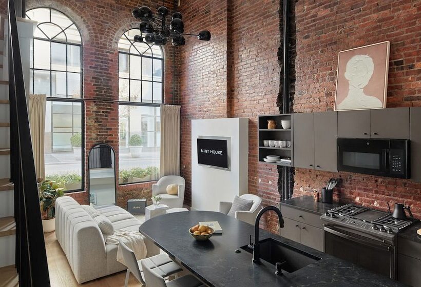 Note By Mint House   Nashville Art District