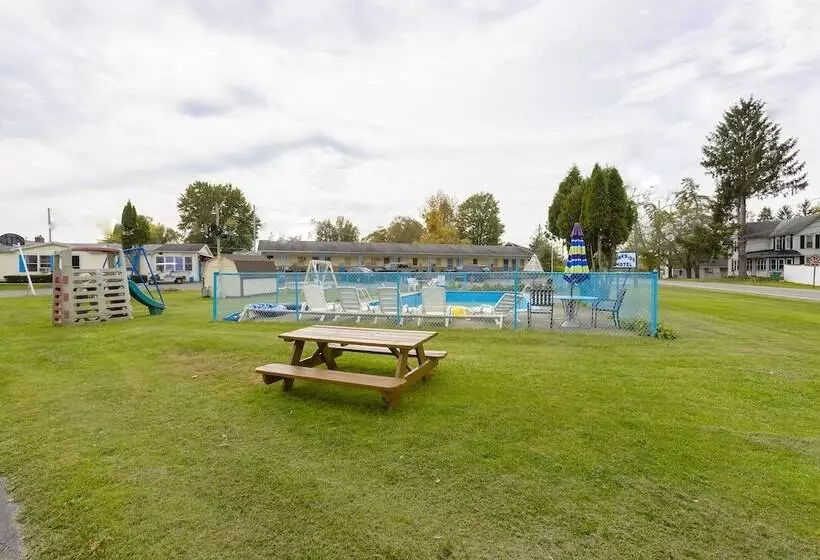 Parkside Motel By Oyo Meadville Conneaut Lake