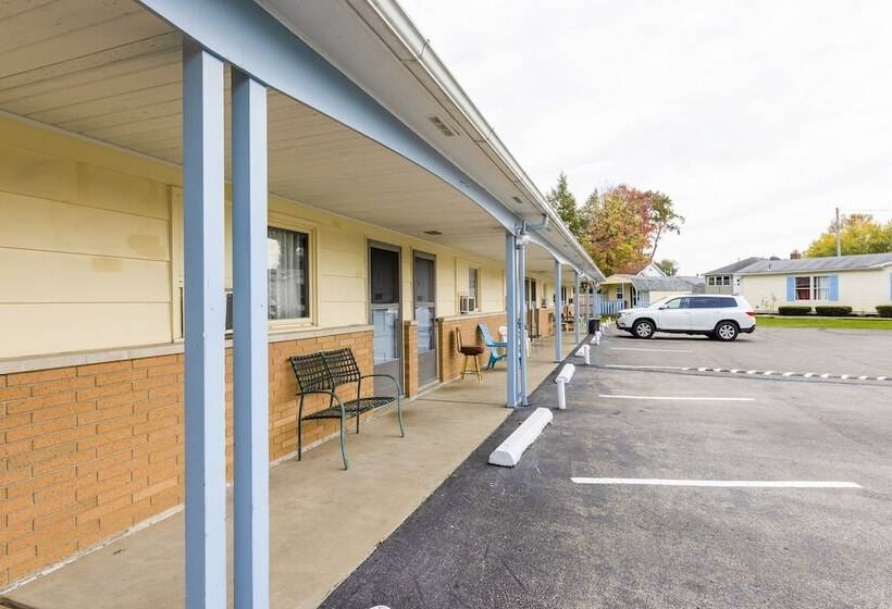 Parkside Motel By Oyo Meadville Conneaut Lake
