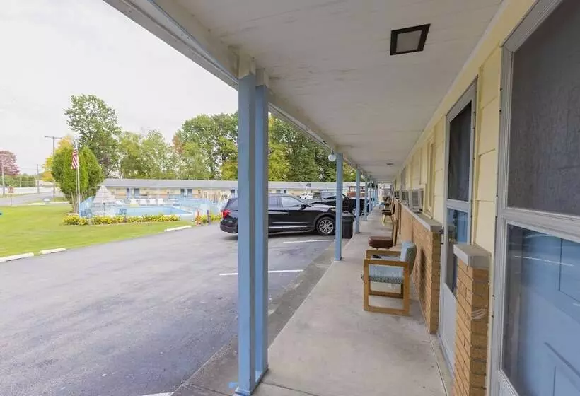 Parkside Motel By Oyo Meadville Conneaut Lake