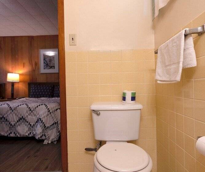 Parkside Motel By Oyo Meadville Conneaut Lake