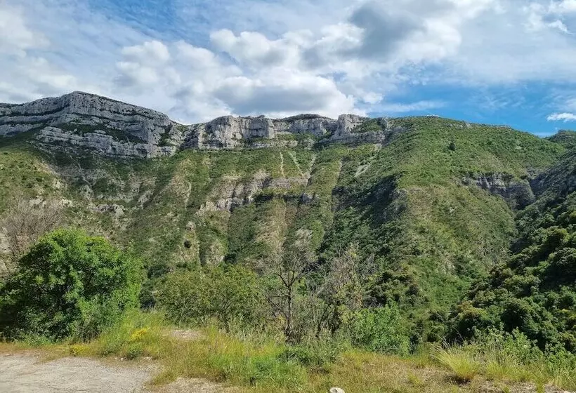 ペンション 2800 Chemin Du Landre