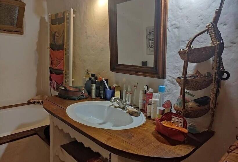 ペンション 2800 Chemin Du Landre