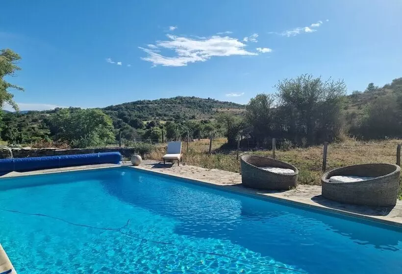 ペンション 2800 Chemin Du Landre