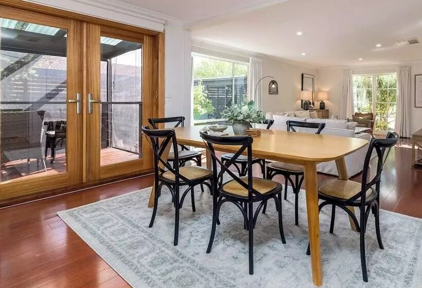 Majatalo Modern 3br In Macquarie