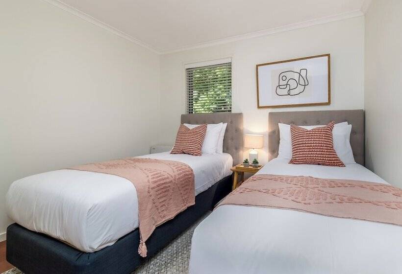 Pension Modern 3br In Macquarie