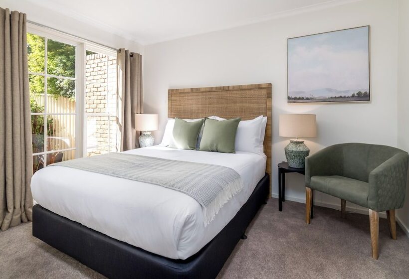 Pension Modern 3br In Macquarie