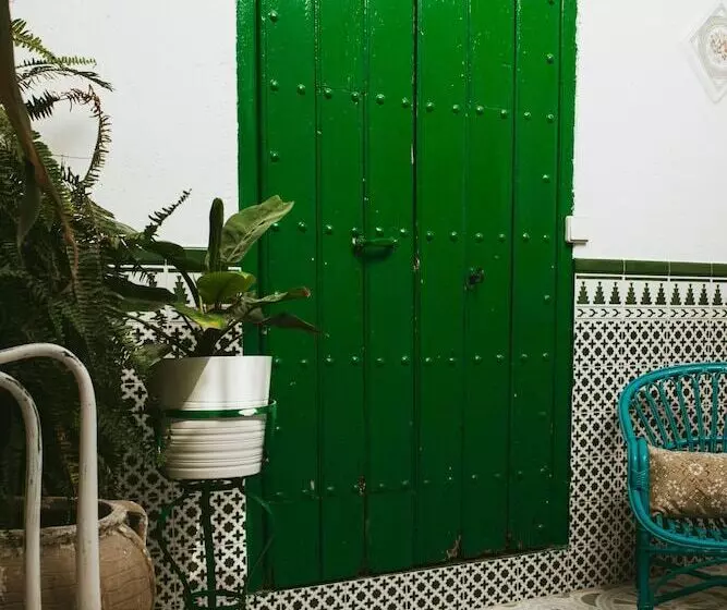 Aamiaismajoitus (B&B) Encanto Guesthouse