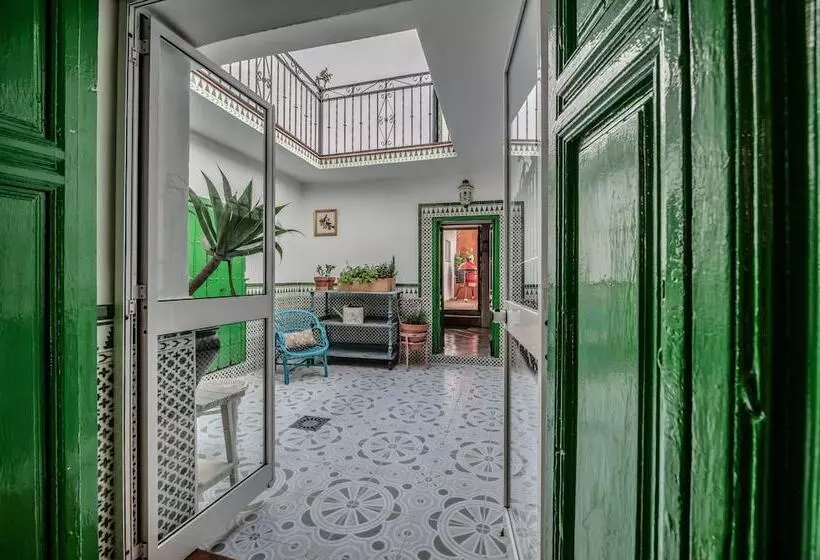 Aamiaismajoitus (B&B) Encanto Guesthouse