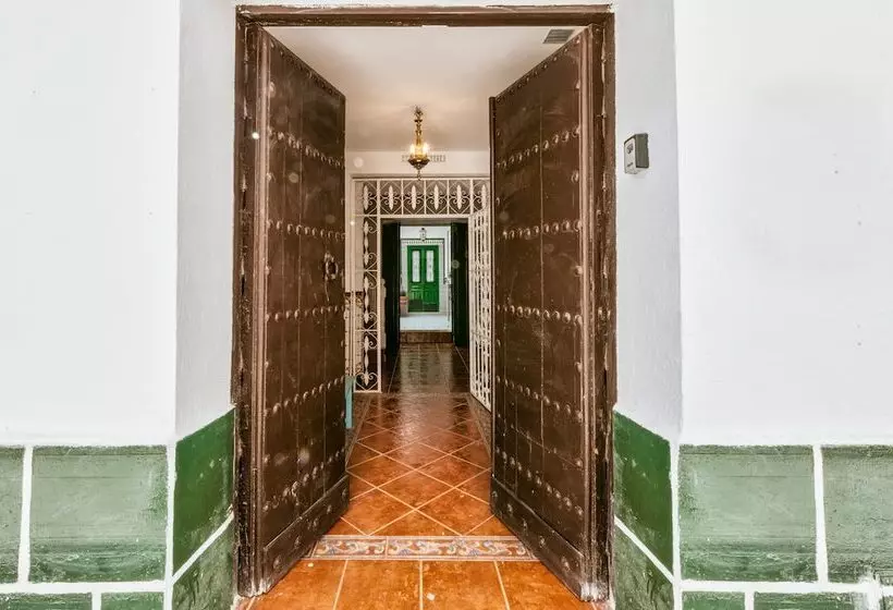 Aamiaismajoitus (B&B) Encanto Guesthouse