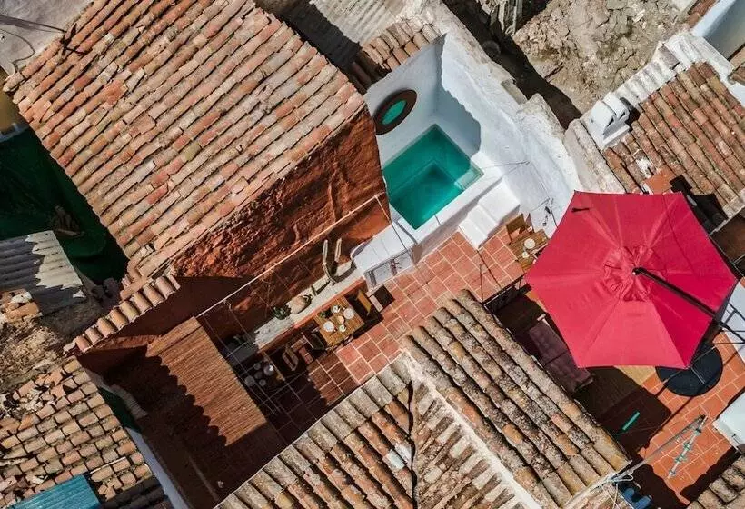 Aamiaismajoitus (B&B) Encanto Guesthouse