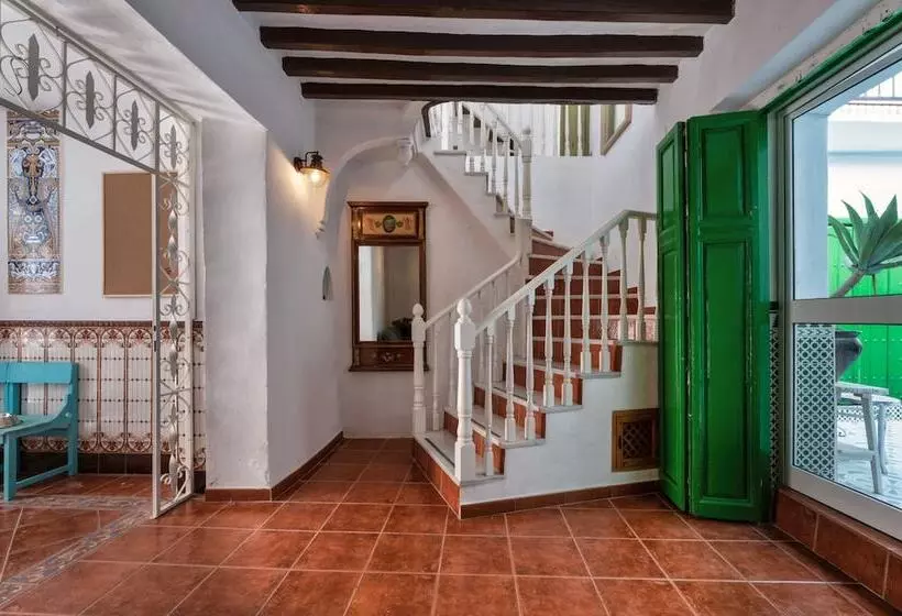 Aamiaismajoitus (B&B) Encanto Guesthouse