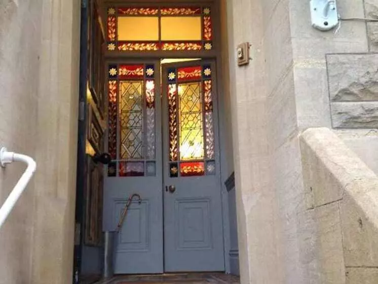 تختخواب و صبحانه No. 3