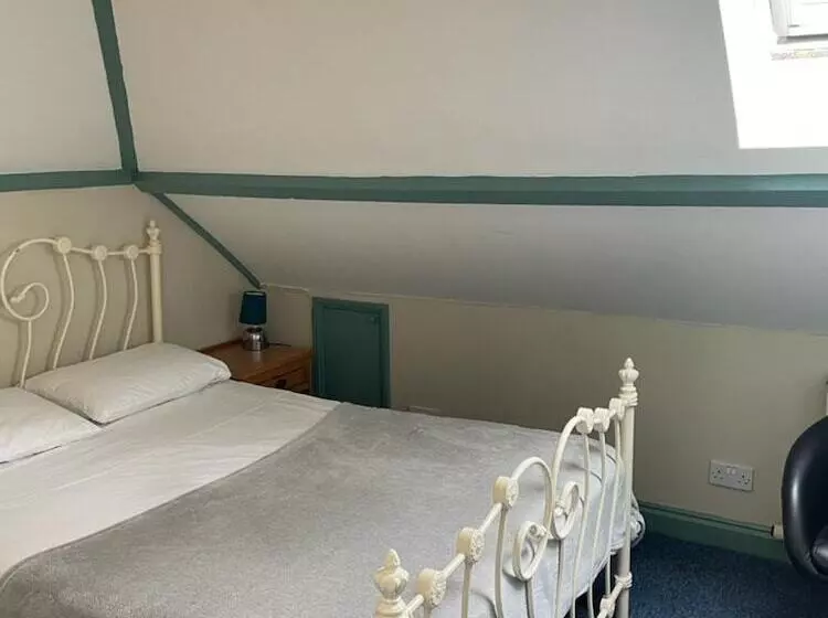 تختخواب و صبحانه No. 3