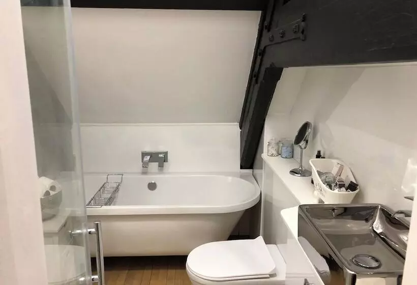 Aamiaismajoitus (B&B) Lanehead Old School