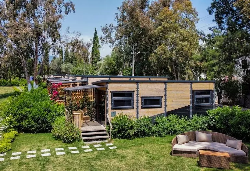 Bitez Tiny House