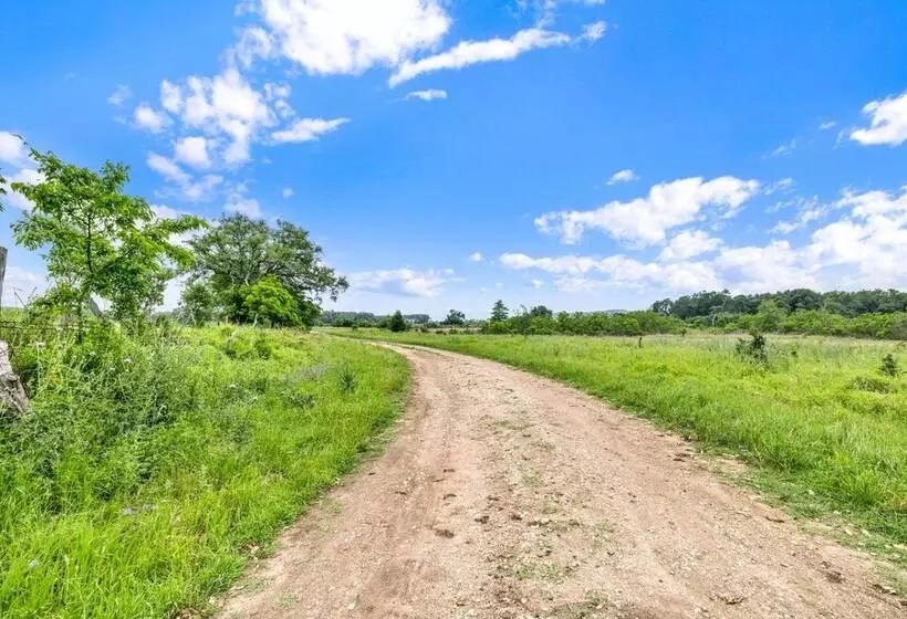 Canyon Lake Grill And Firepit Walk To Lake