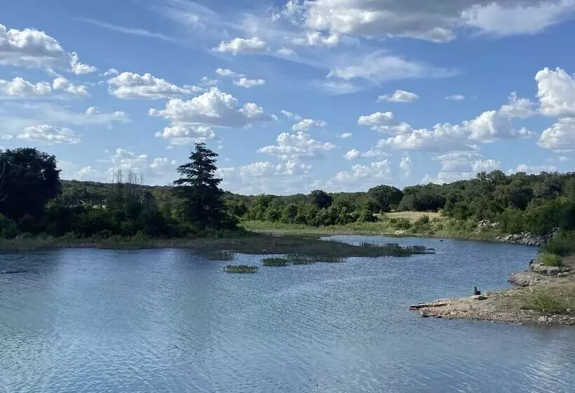 Canyon Lake Grill And Firepit Walk To Lake