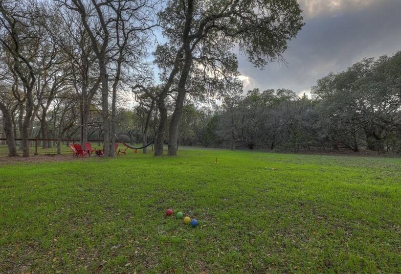 Canyon Lake Grill And Firepit Walk To Lake