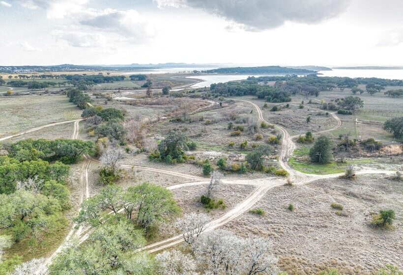 Canyon Lake Grill And Firepit Walk To Lake