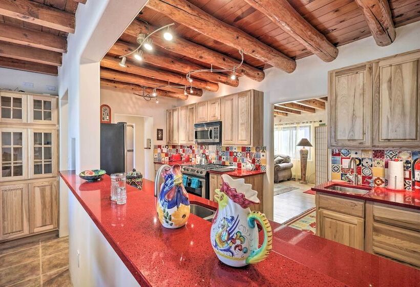 Casa Rosita Home, 3 Mi To Santa Fe Plaza!