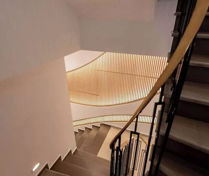 Contessa Bianca Luxury Suites