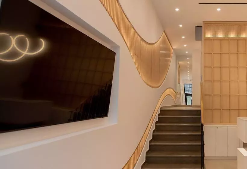 Contessa Bianca Luxury Suites