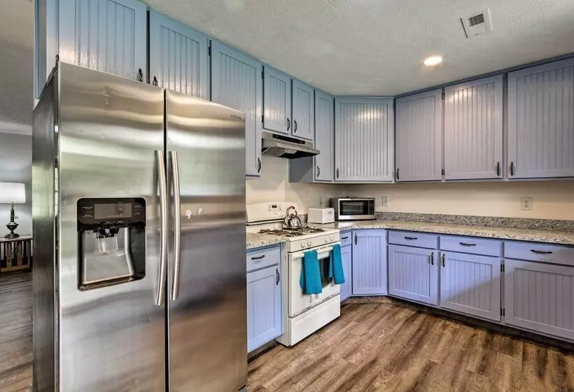 Cottage W/ Yard + Grill ~ 21 Mi To Hocking Hills!