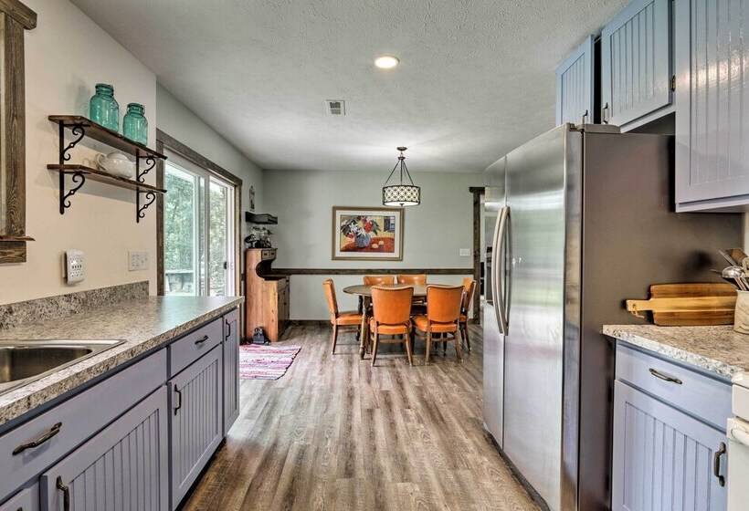 Cottage W/ Yard + Grill ~ 21 Mi To Hocking Hills!