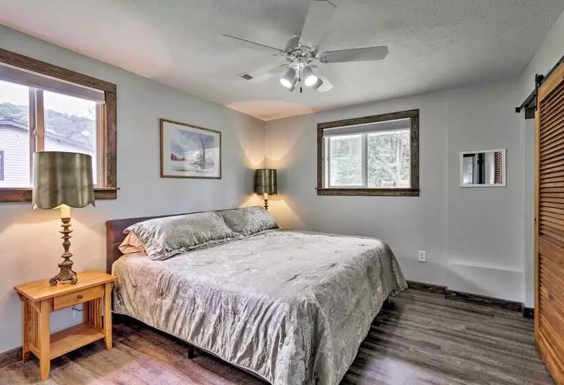 Cottage W/ Yard + Grill ~ 21 Mi To Hocking Hills!