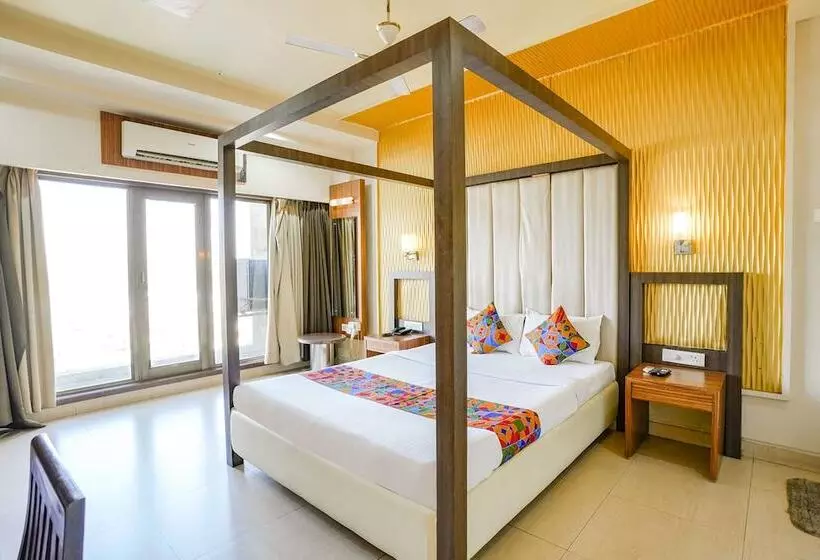 Fabhotel Prime Devanshi Inn