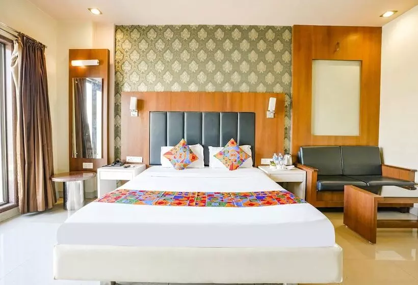 Fabhotel Prime Devanshi Inn