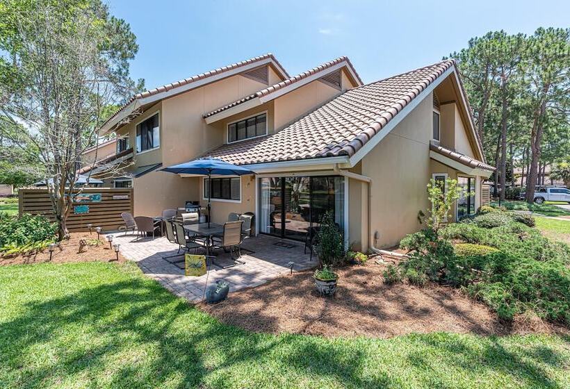 호텔 Beachwalk Villa 5144