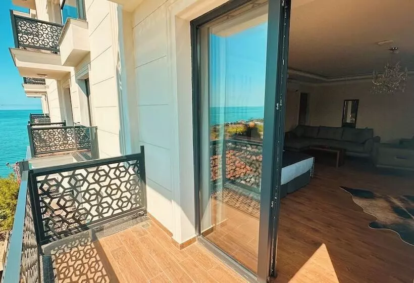 Hotelli Bi̇li̇ri̇s