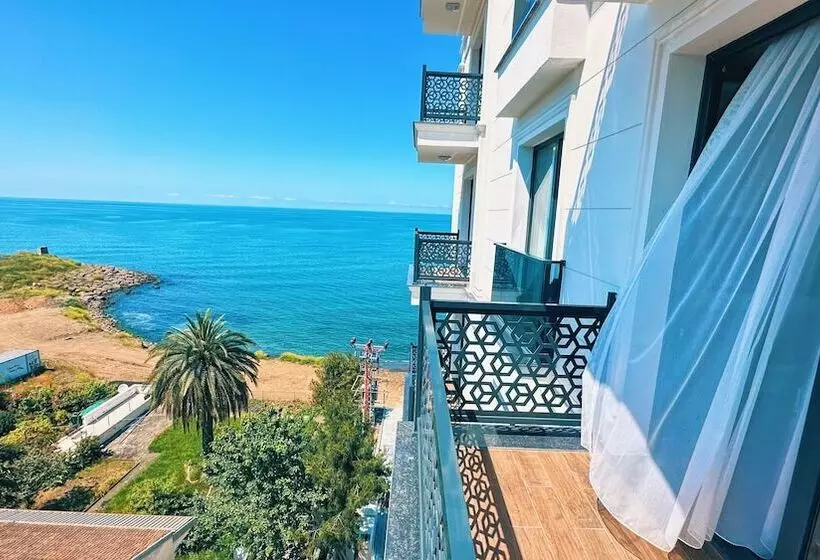 Hotelli Bi̇li̇ri̇s