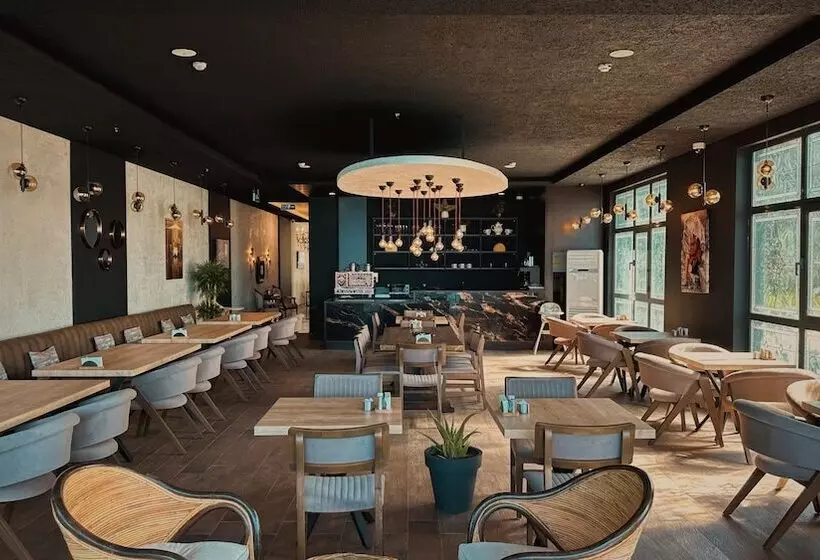 Hotelli Bi̇li̇ri̇s