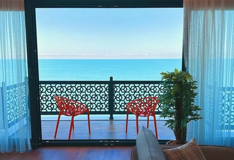 Hotelli Bi̇li̇ri̇s