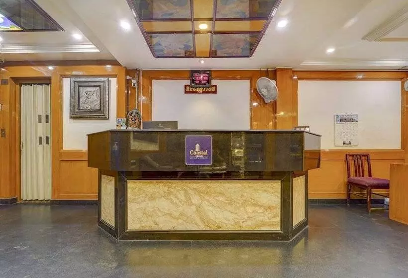 Itsy Hotels Coastal Grand Sathyam