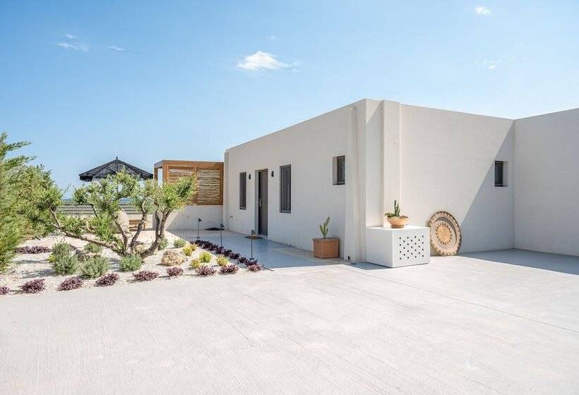 בית מלון כפרי Mneme Suites & Villas