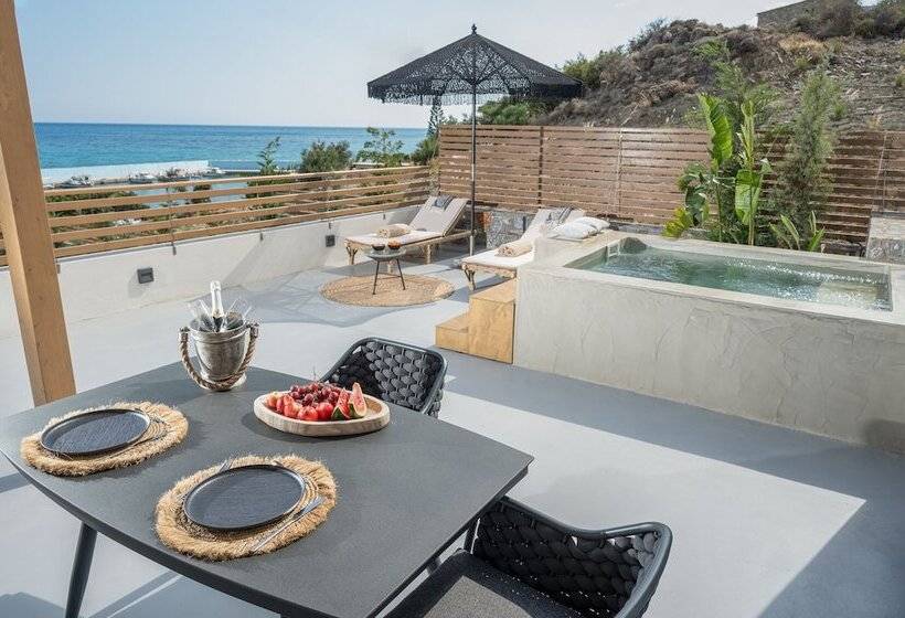 בית מלון כפרי Mneme Suites & Villas