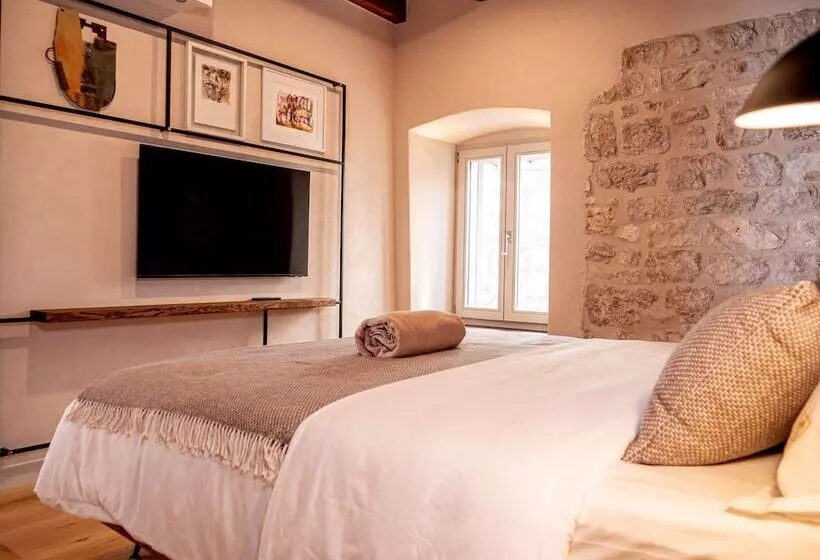 ホテル Villa Porta Maestra