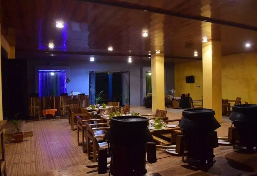 Istaqbal Hotel Mukki