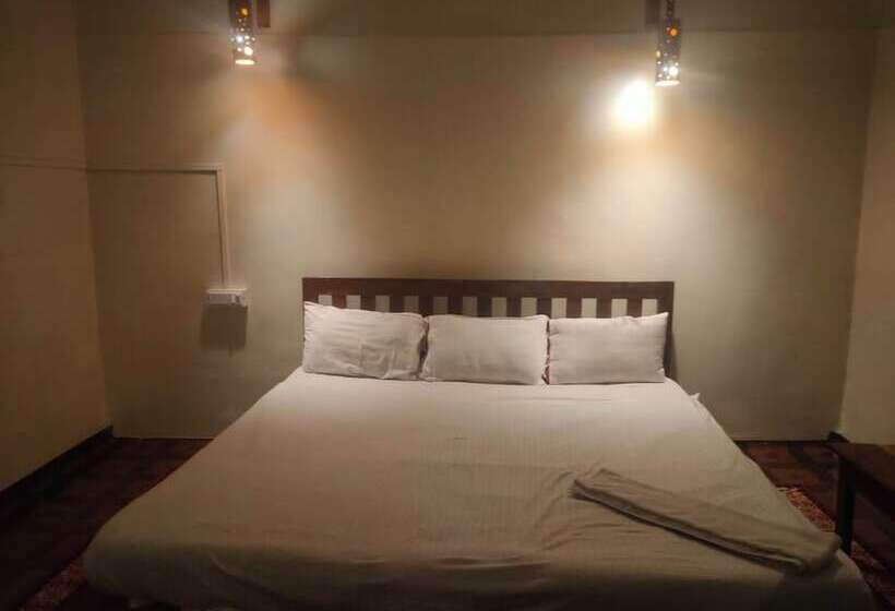 Istaqbal Hotel Mukki