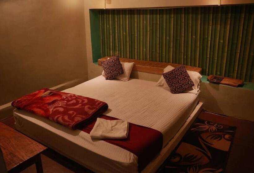 Istaqbal Hotel Mukki