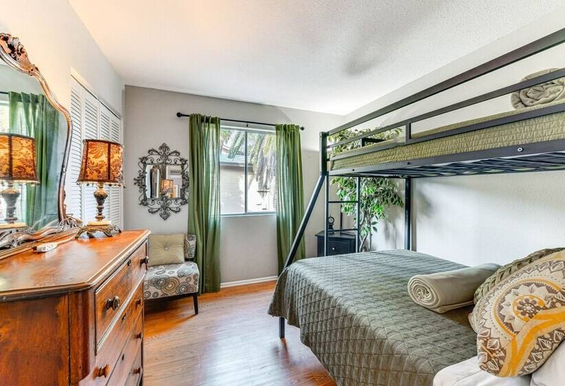 Mesa Outdoor Oasis W/ Private Pool & Patio!